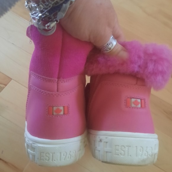 Pajar Canadian boots excellent used condition pink 6.5 - Picture 3 of 3